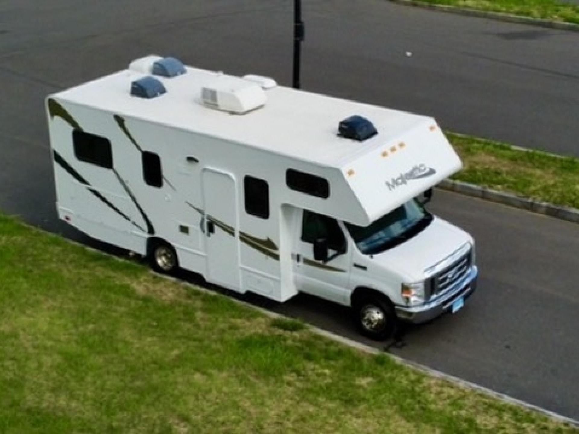 2019 Thor Majestic 23A