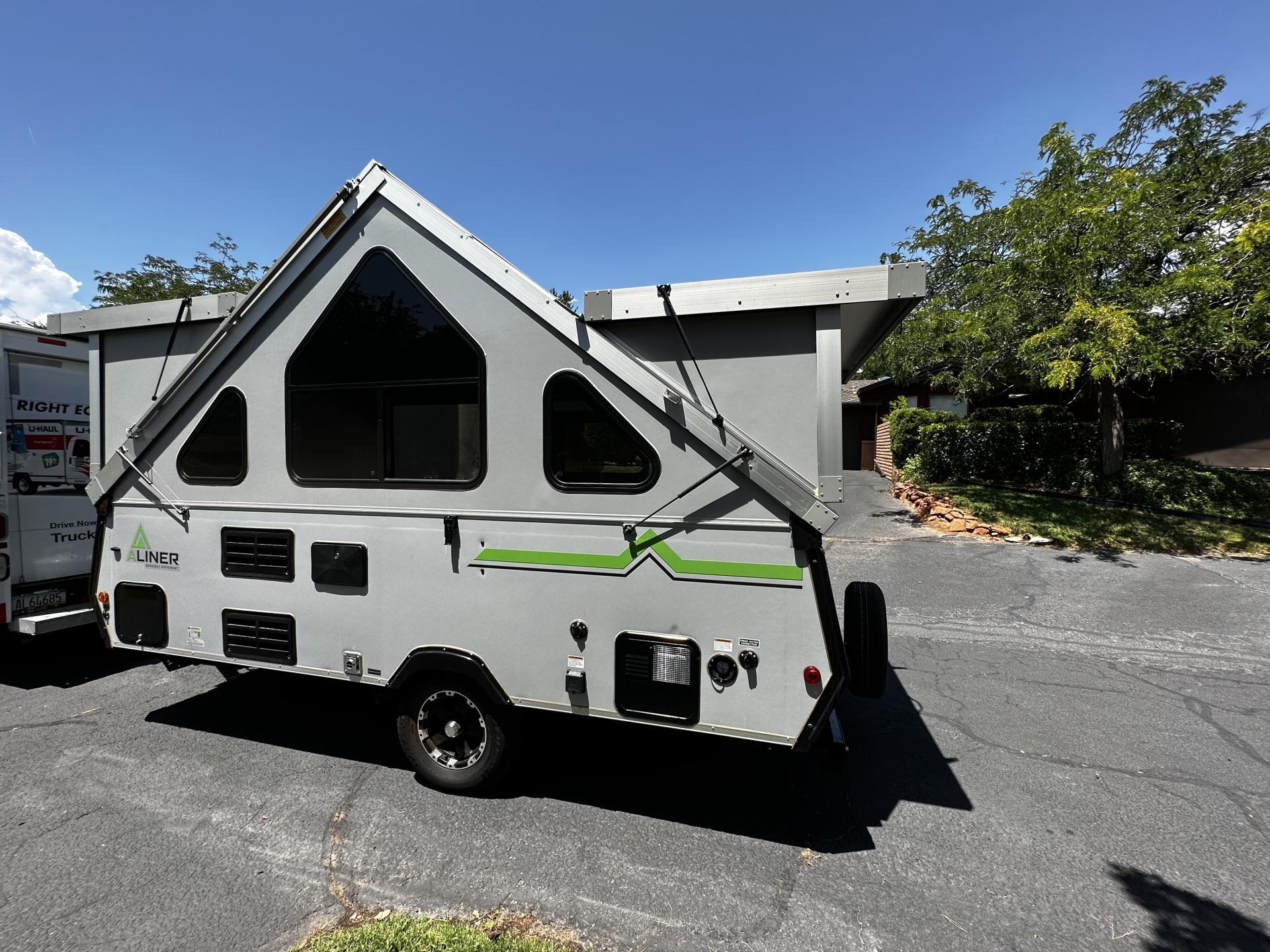 2022 A-FRAME CAMPER Aliner Expedition 