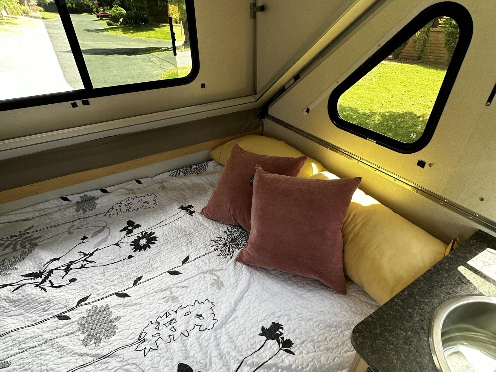 2022 A-FRAME CAMPER Aliner Expedition 