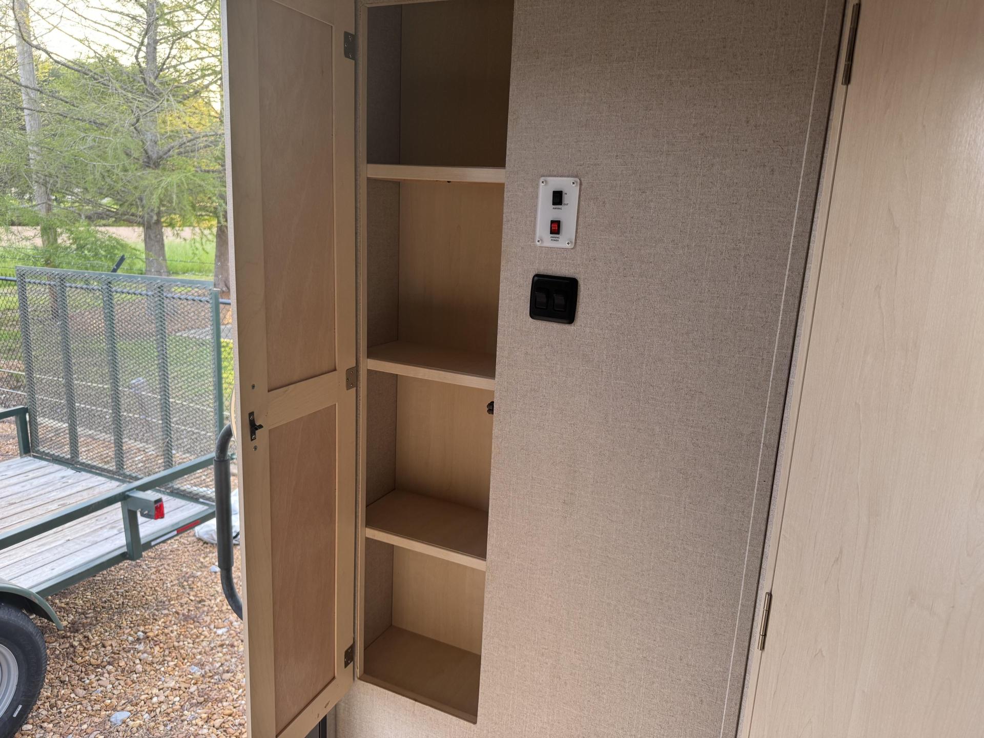 2019 WINNEBAGO MINNIE DROP 170S