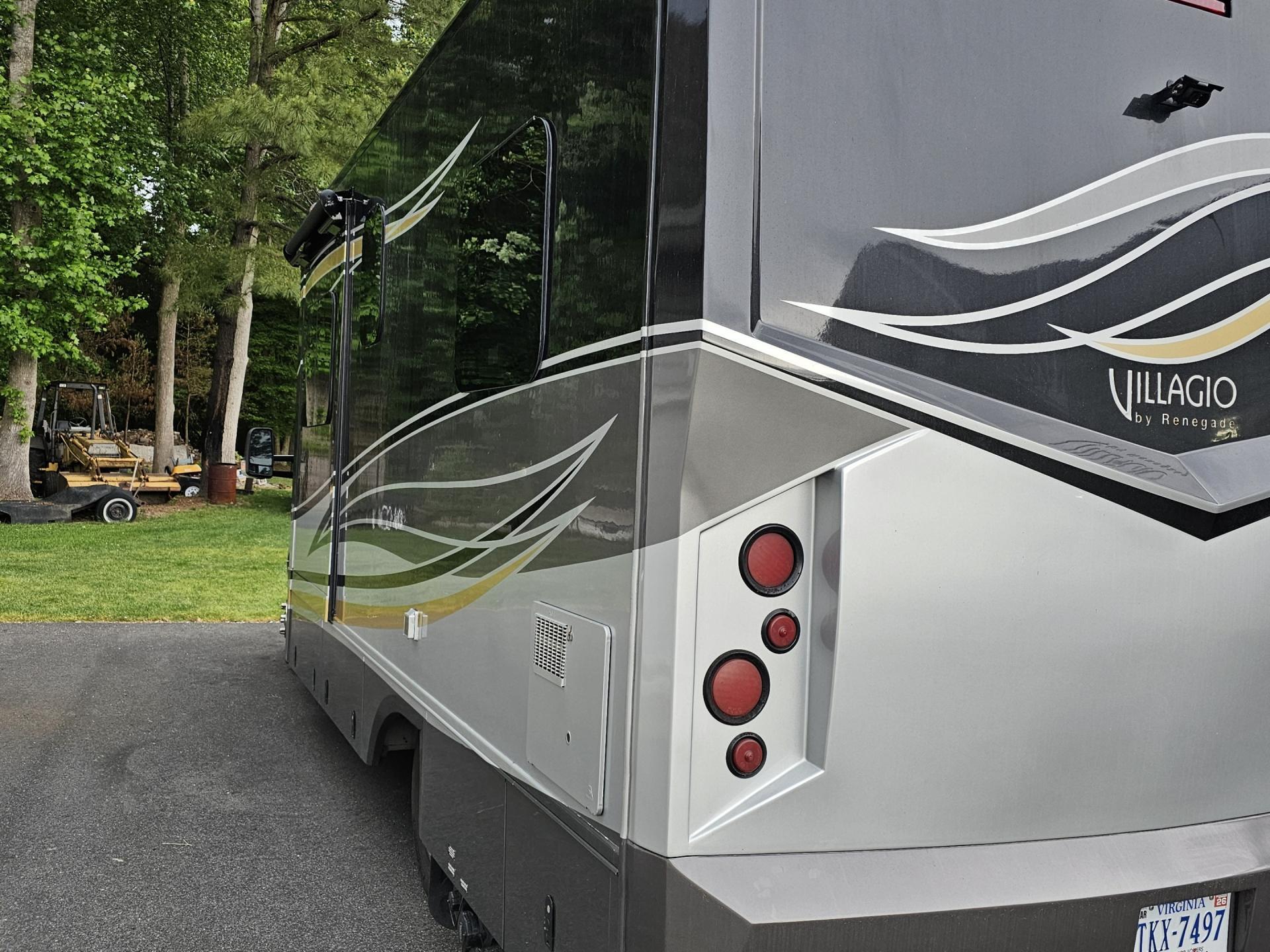 2014 RENEGADE VILLAGIO 25TBS