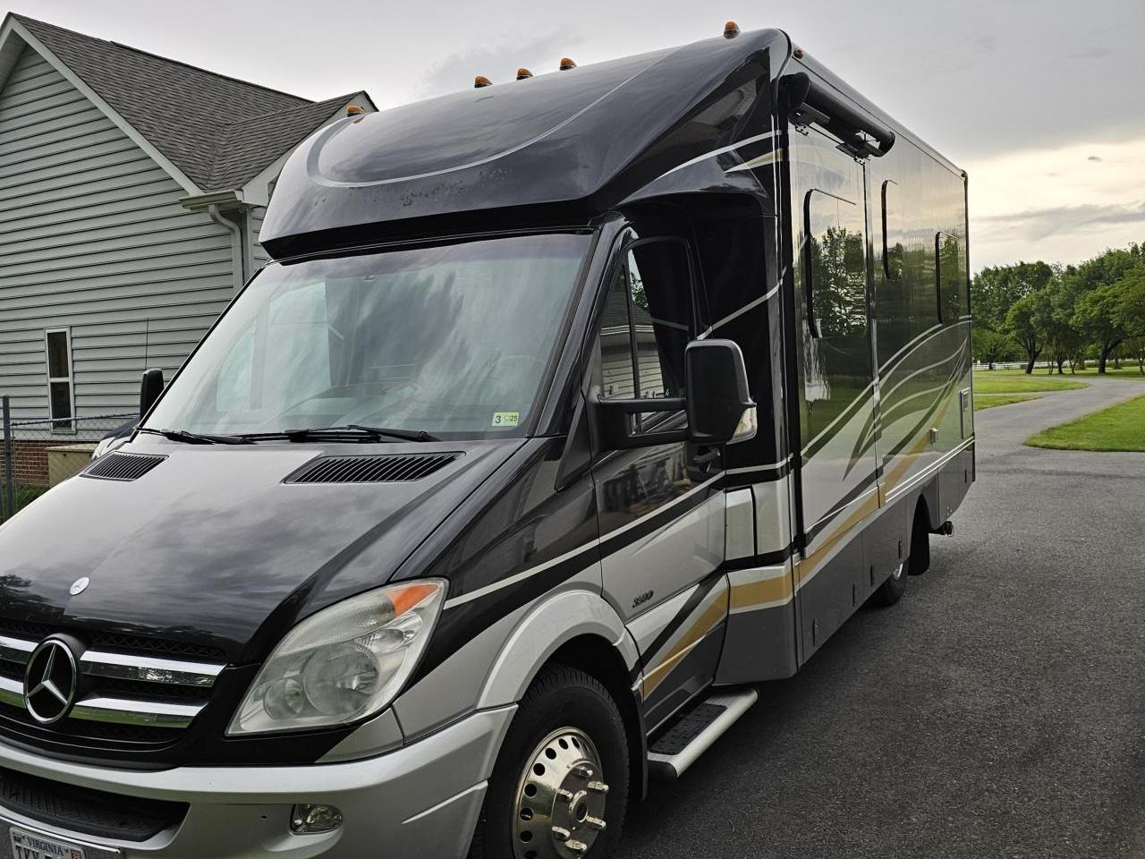 2014 RENEGADE VILLAGIO 25TBS