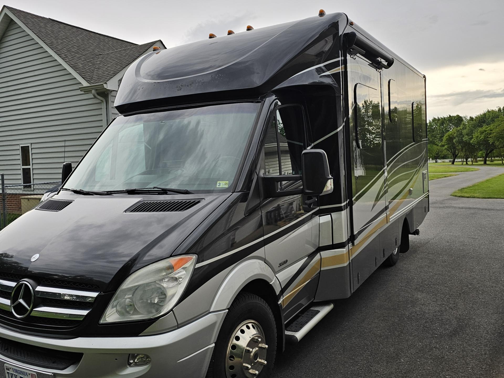 2014 RENEGADE VILLAGIO 25TBS