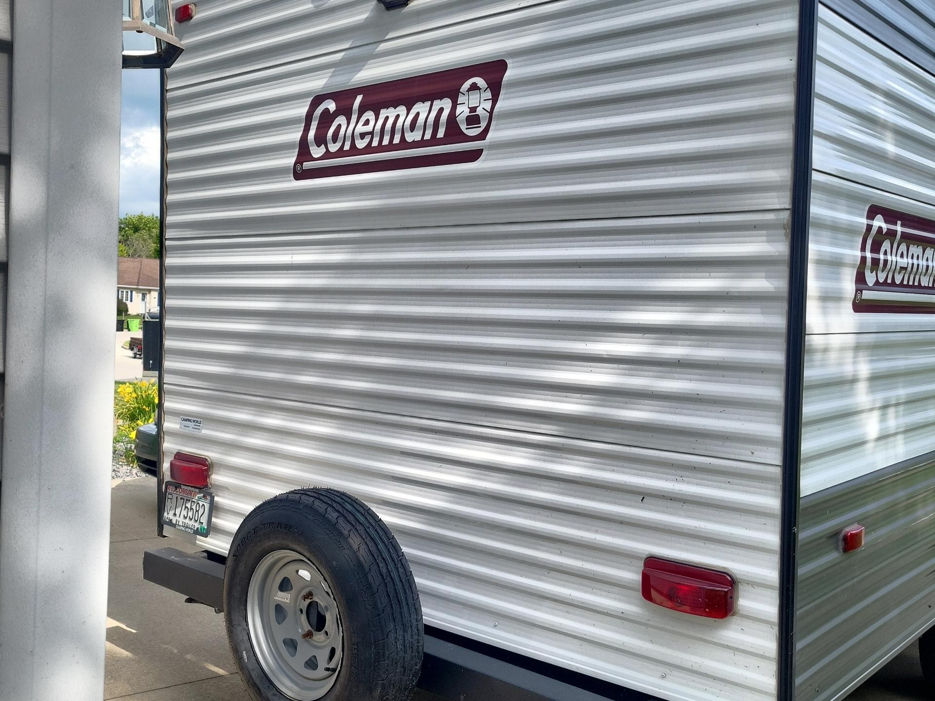 2024 DUTCHMEN Coleman Lantern 17B