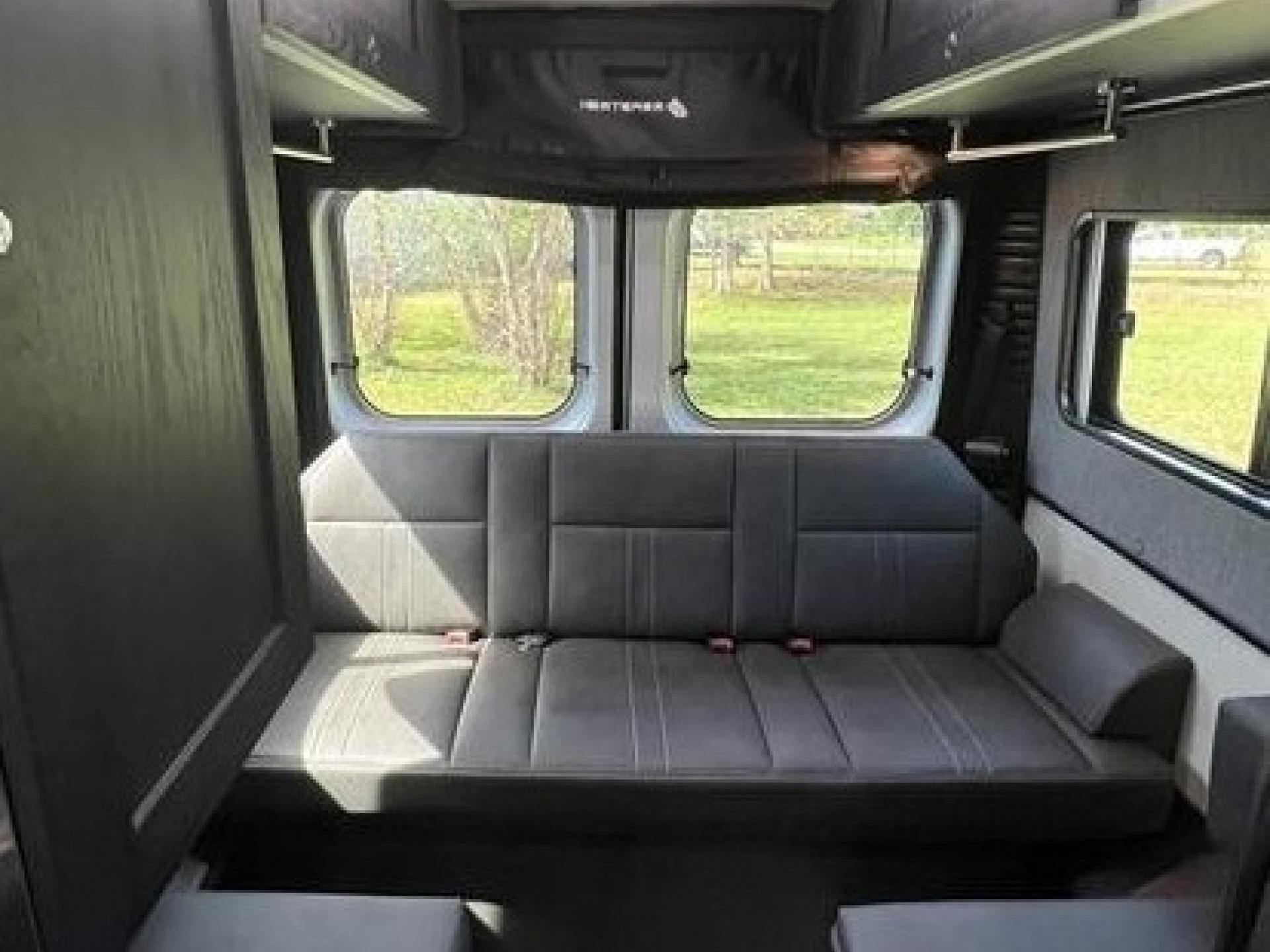 2018 ROADTREK Zion  SRT