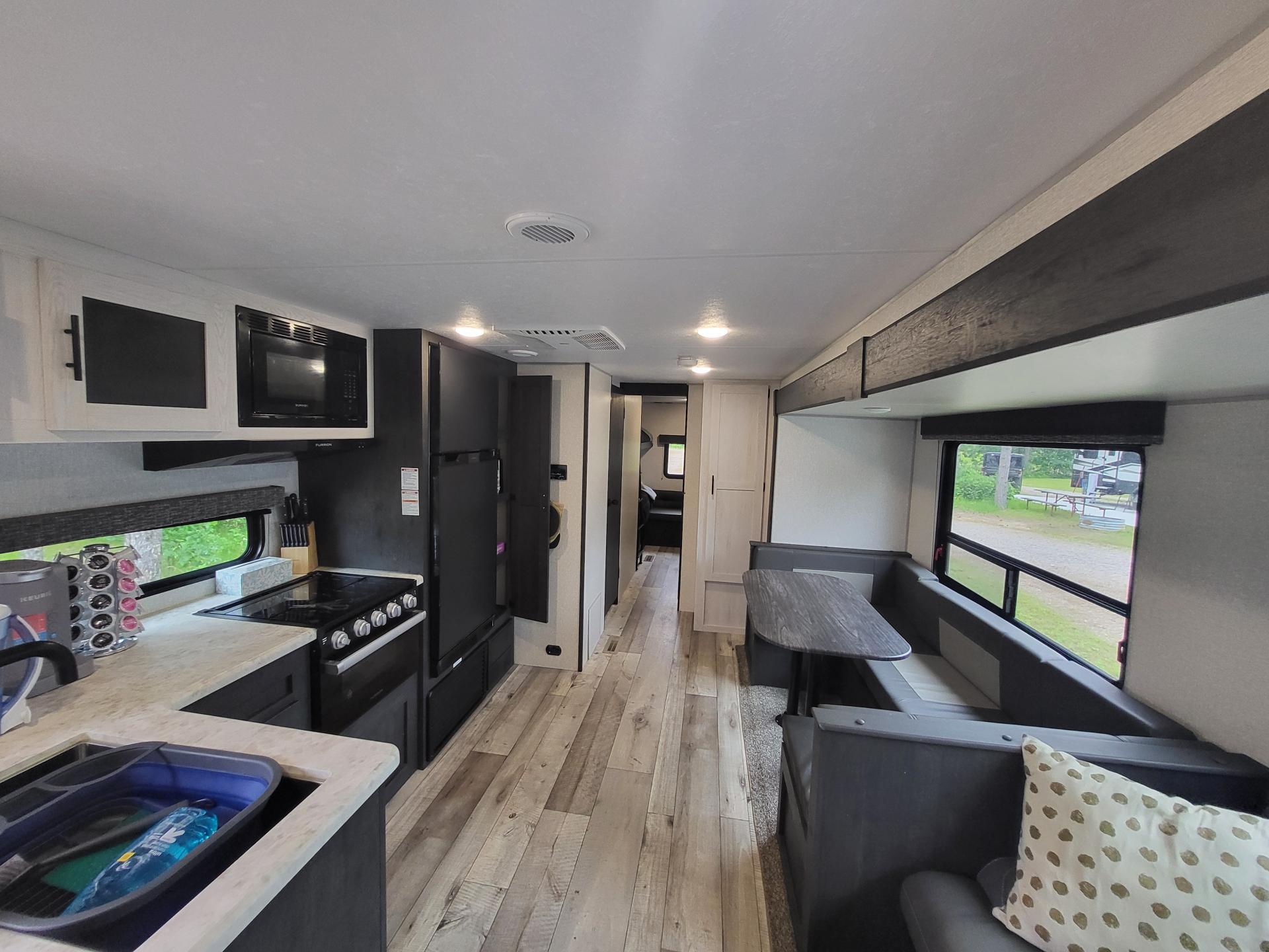 2022 KZ RV SPORTSMEN 332BKHSE