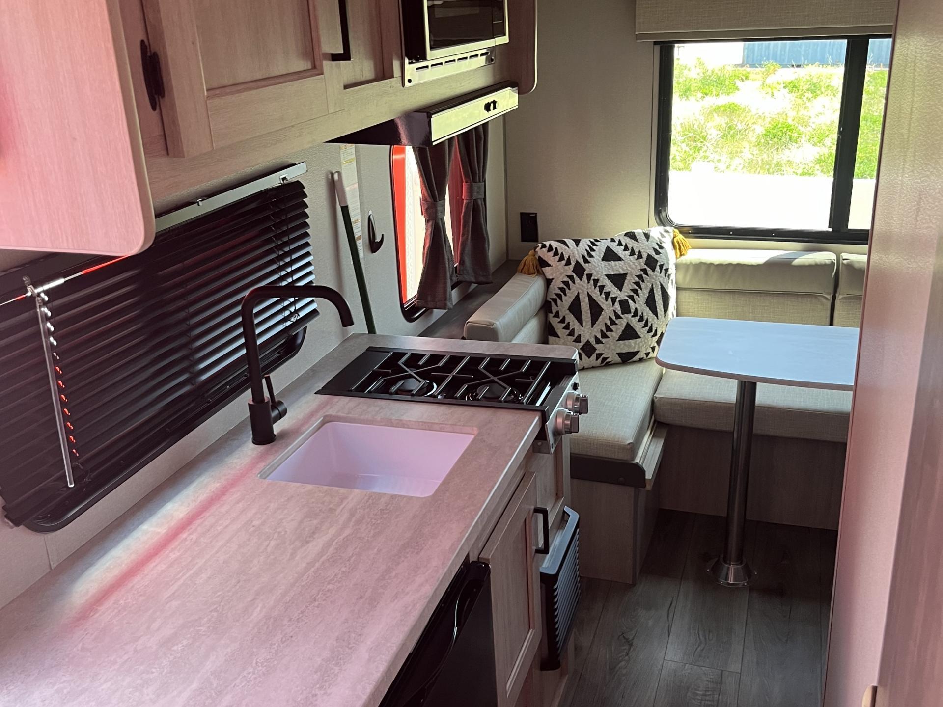 2024 COACHMEN CATALINA SUMMIT 154RDX