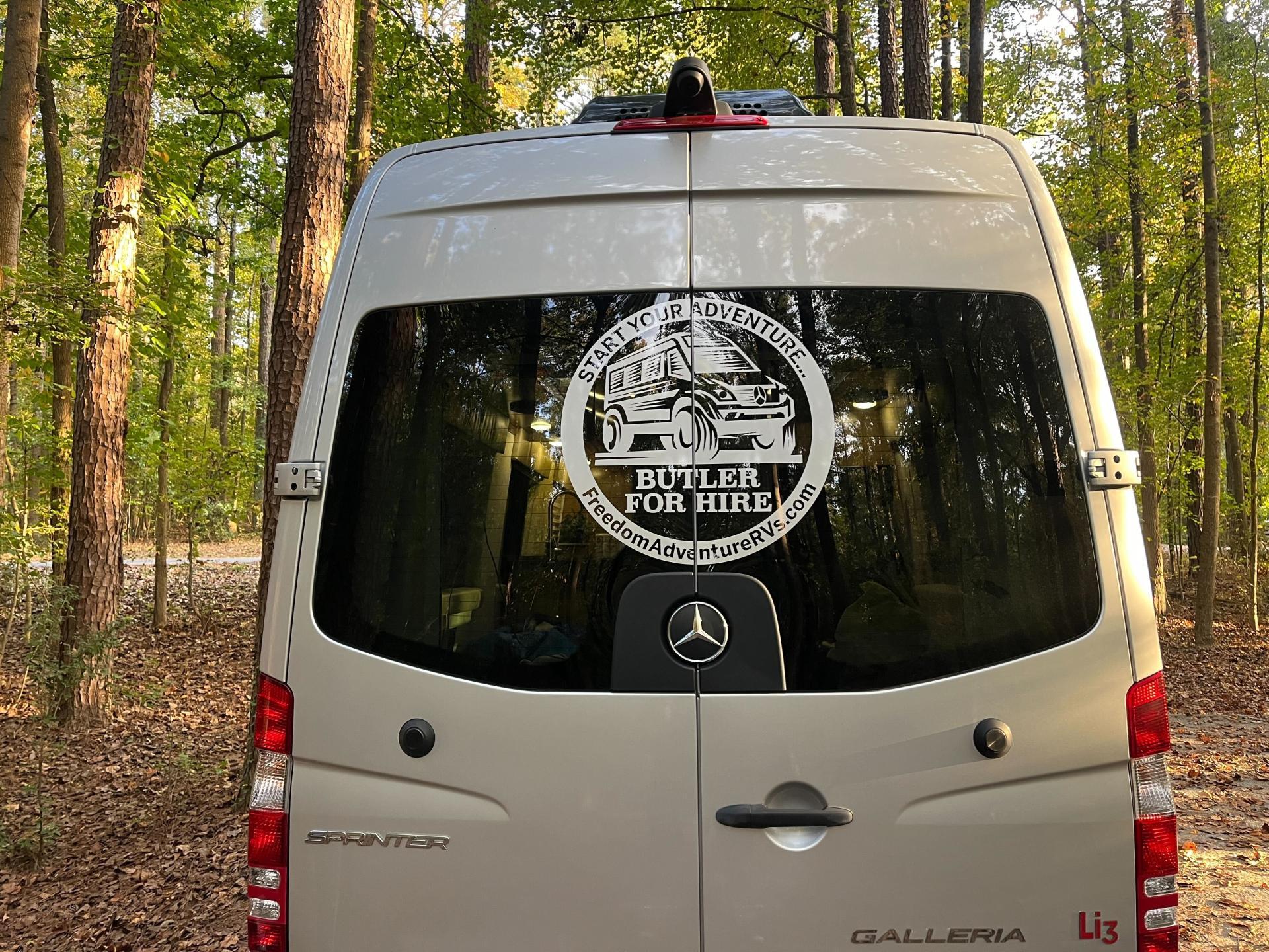 2019 COACHMEN GALLERIA 24T