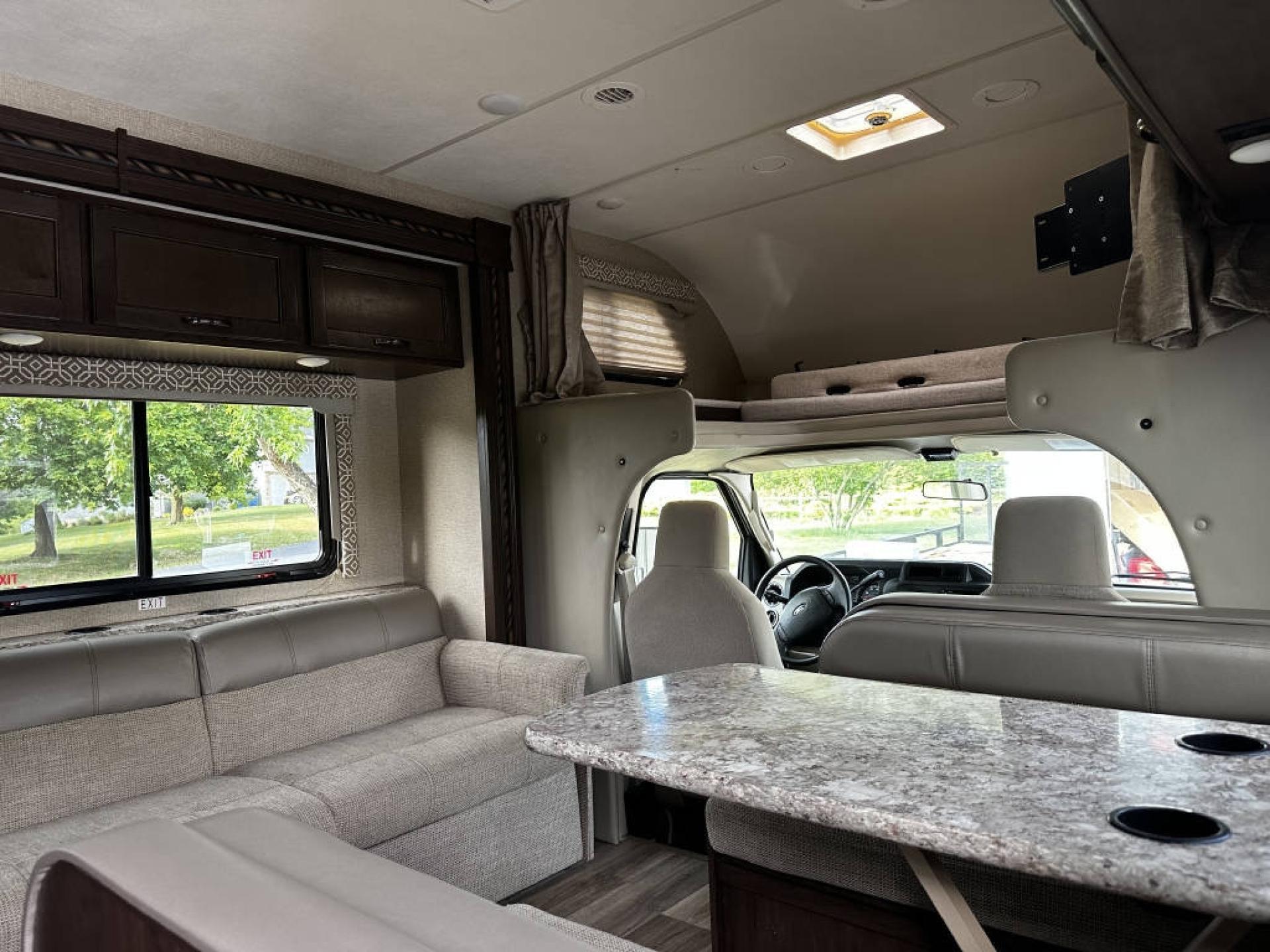 2017 THOR MOTOR COACH FREEDOM ELITE 30FE