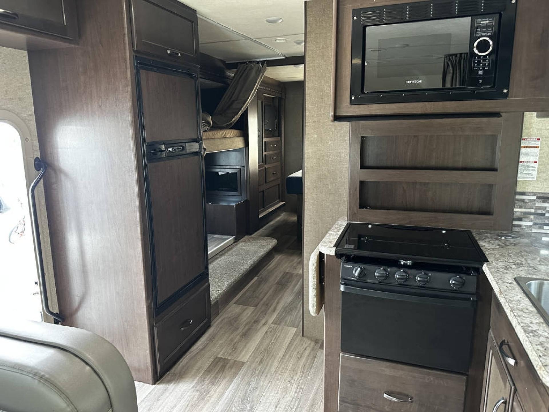 2017 THOR MOTOR COACH FREEDOM ELITE 30FE