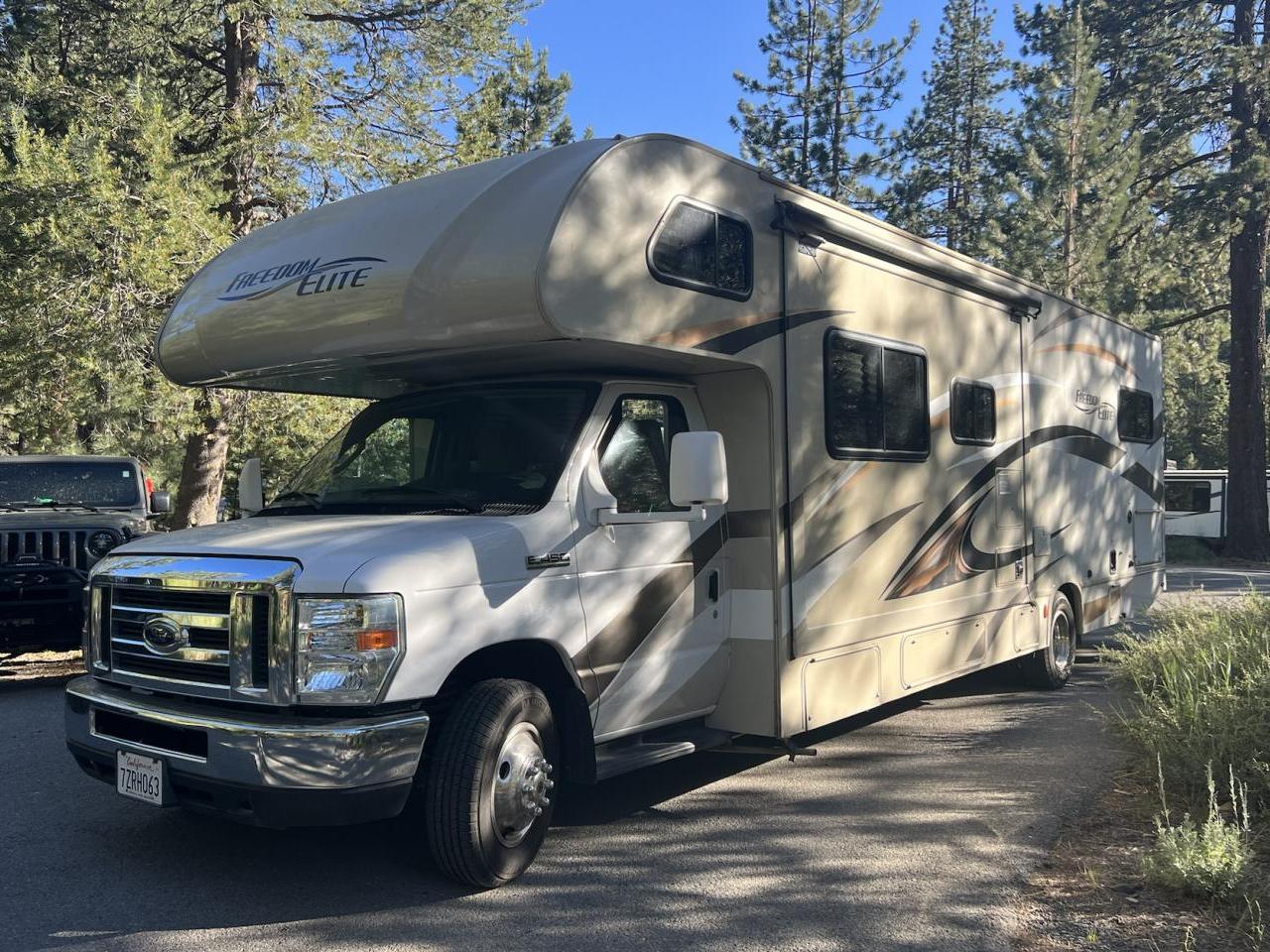 2017 THOR MOTOR COACH FREEDOM ELITE 30FE