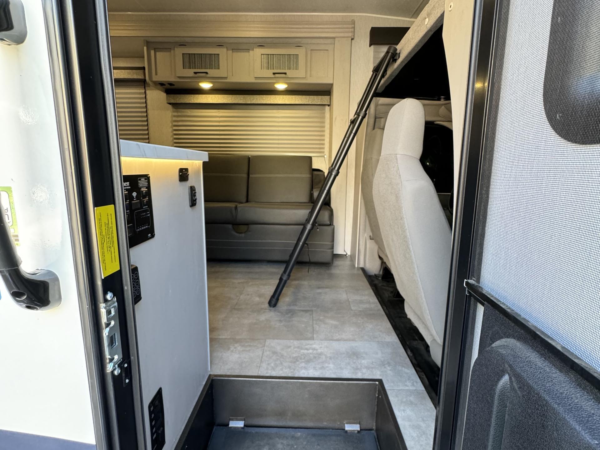 2023 COACHMEN FREELANDER 31MB