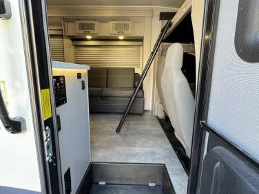 2023 COACHMEN FREELANDER 31MB