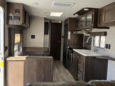 2018 FOREST RIVER CHEROKEE 264DBH