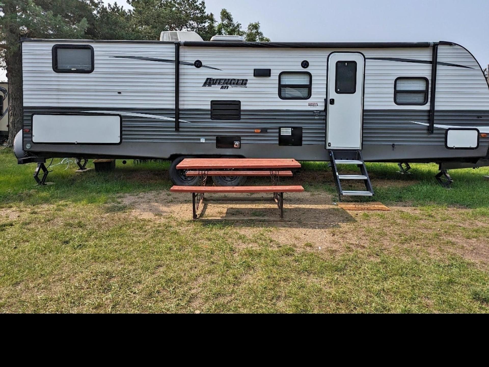 2020 FOREST RIVER AVENGER Avenger 27 DBS