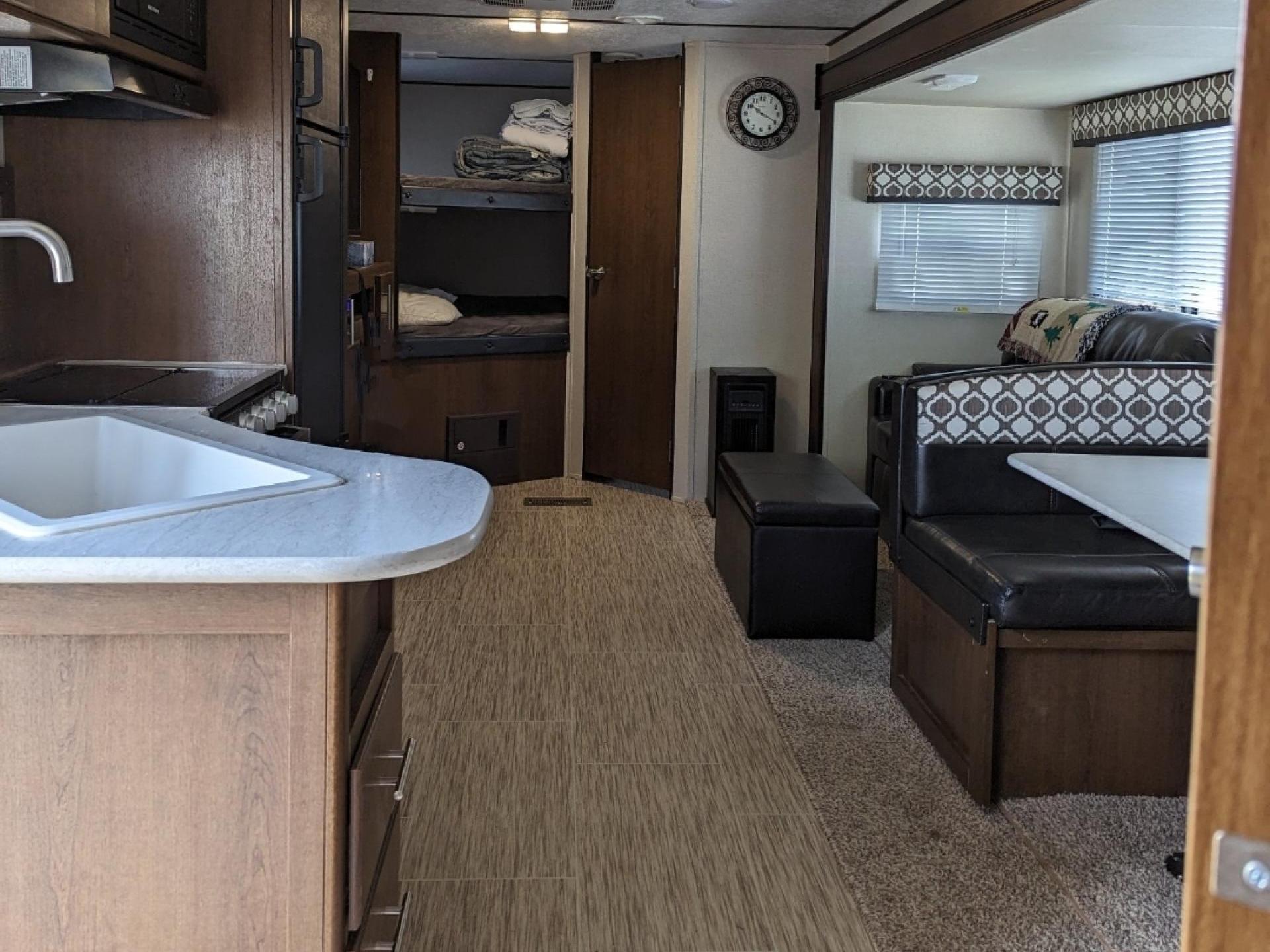 2020 FOREST RIVER AVENGER Avenger 27 DBS