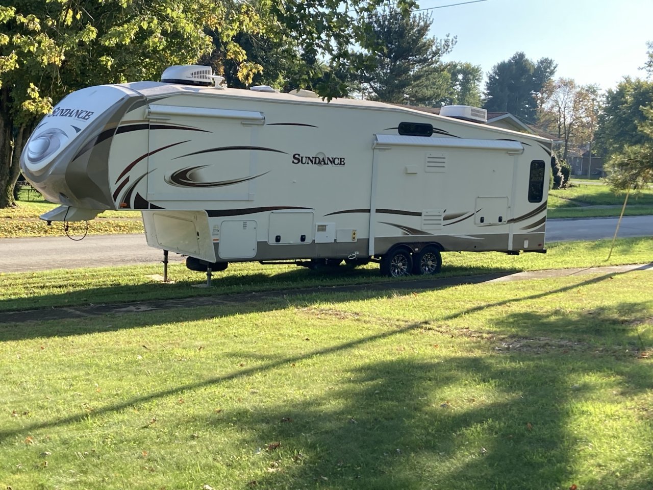 2014 HEARTLAND SUNDANCE 3310CL