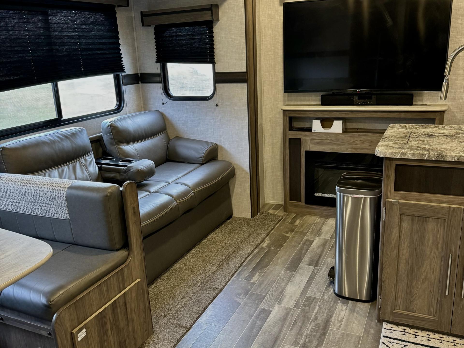 2022 CROSSROADS ZINGER 290KB