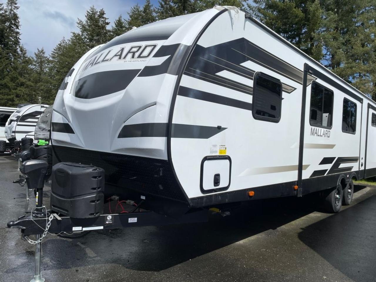 2022 HEARTLAND MALLARD IDM32