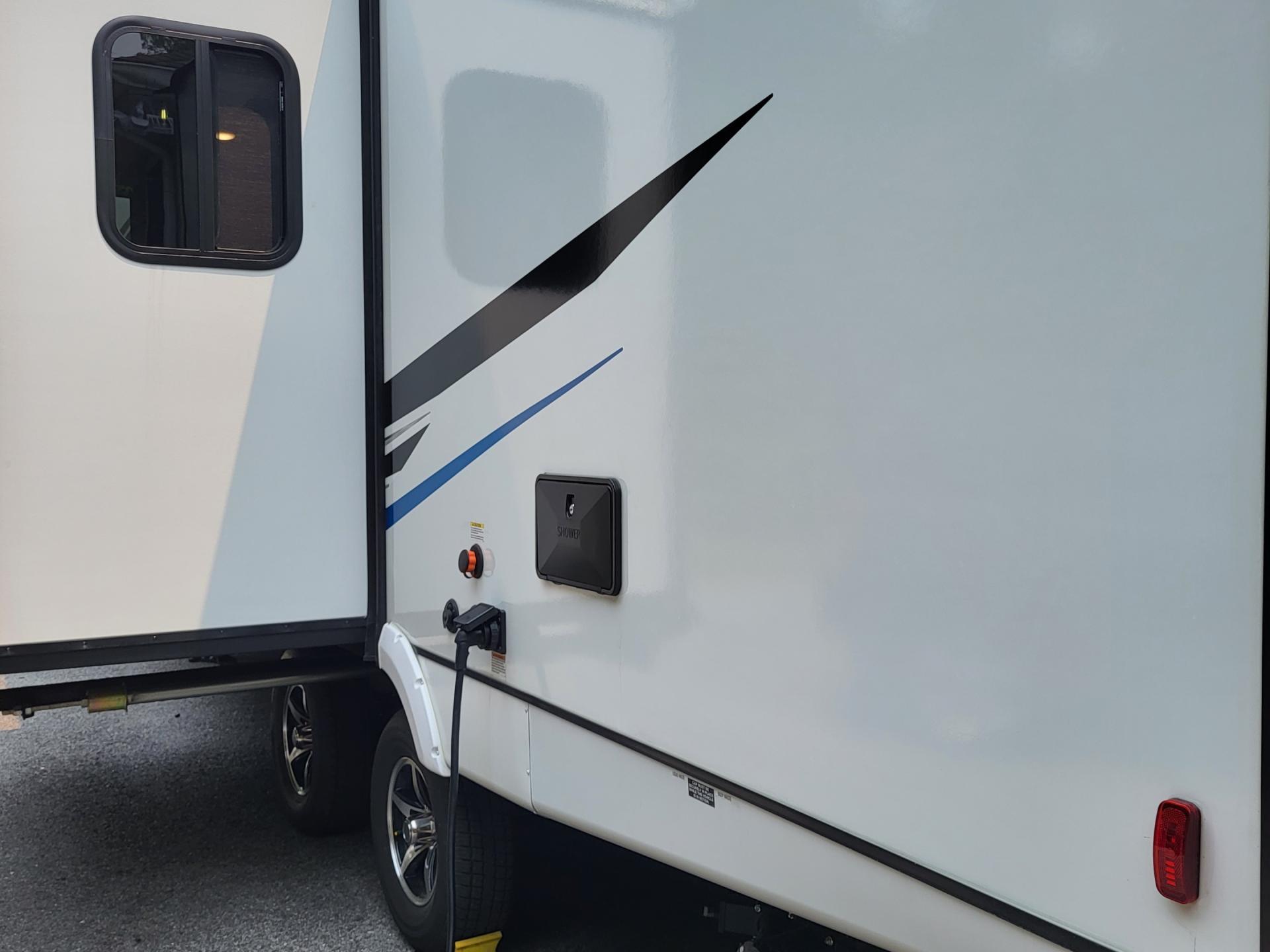 2023 COACHMEN FREEDOM EXPRESS ULTRA LITE 257BHS