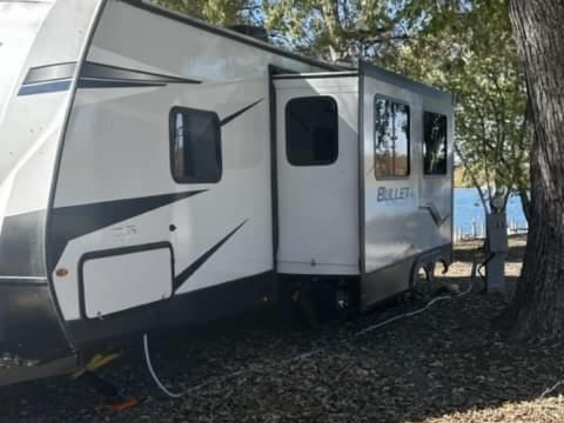 2022 KEYSTONE BULLET 290BHS