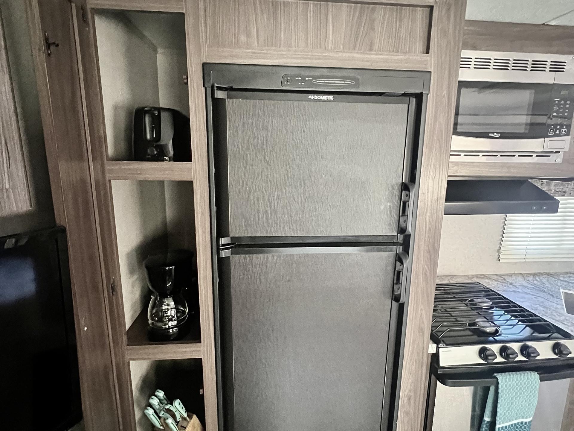 2018 KEYSTONE HIDEOUT 26RLSWE