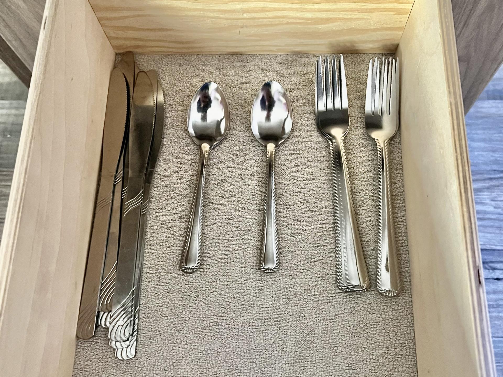 2018 KEYSTONE HIDEOUT 26RLSWE