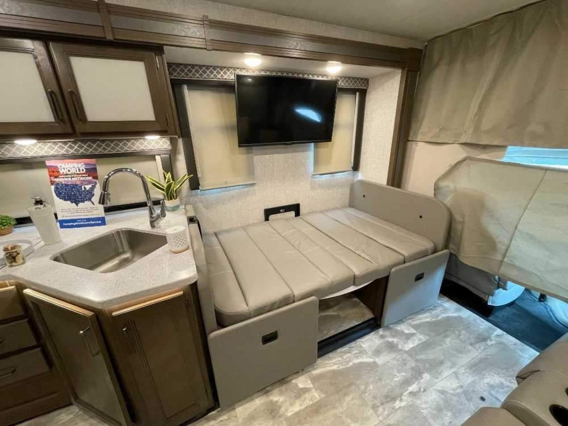 2022 THOR MOTOR COACH QUANTUM WS31