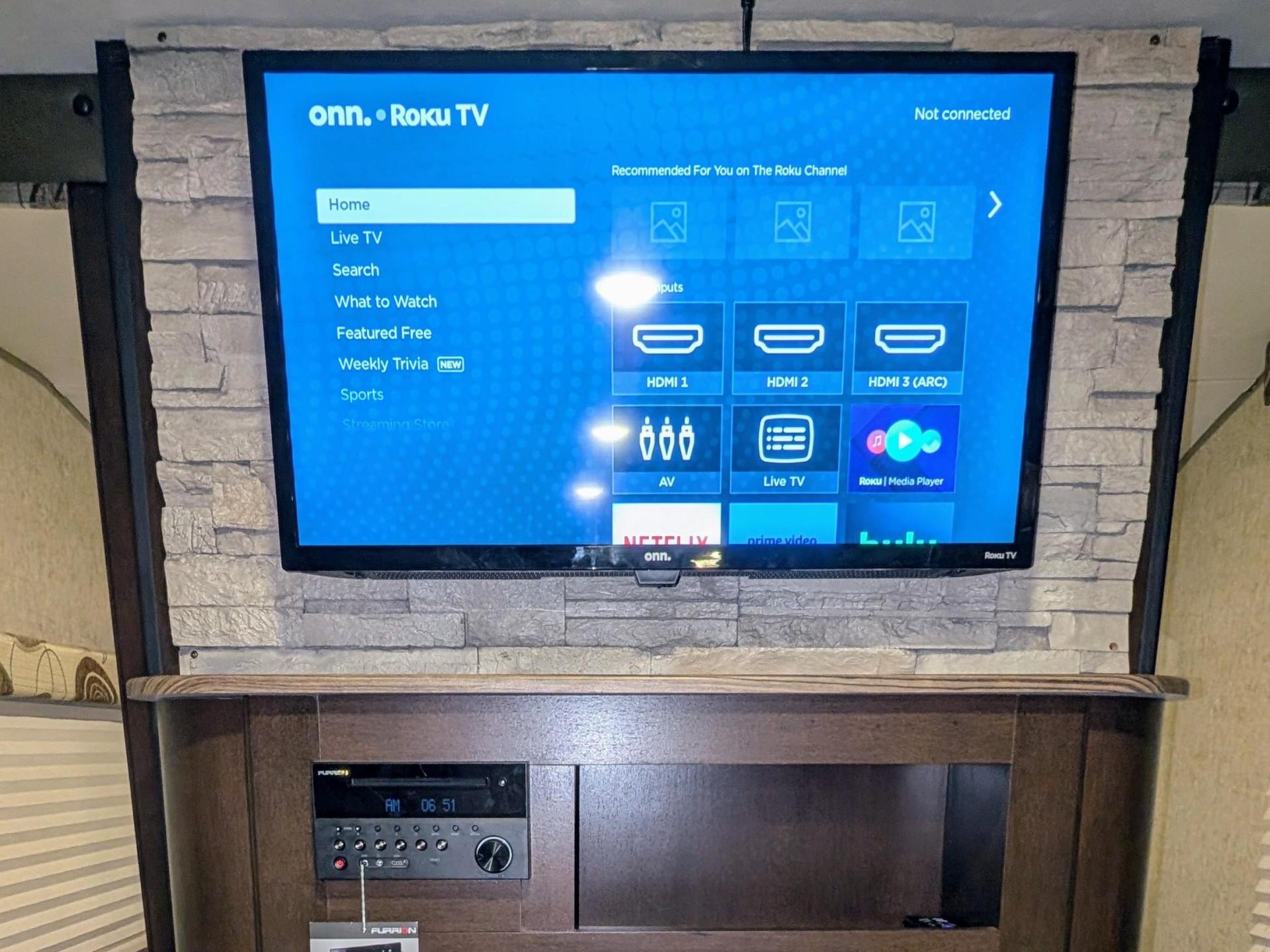 2017 FOREST RIVER GREY WOLF 27DBS