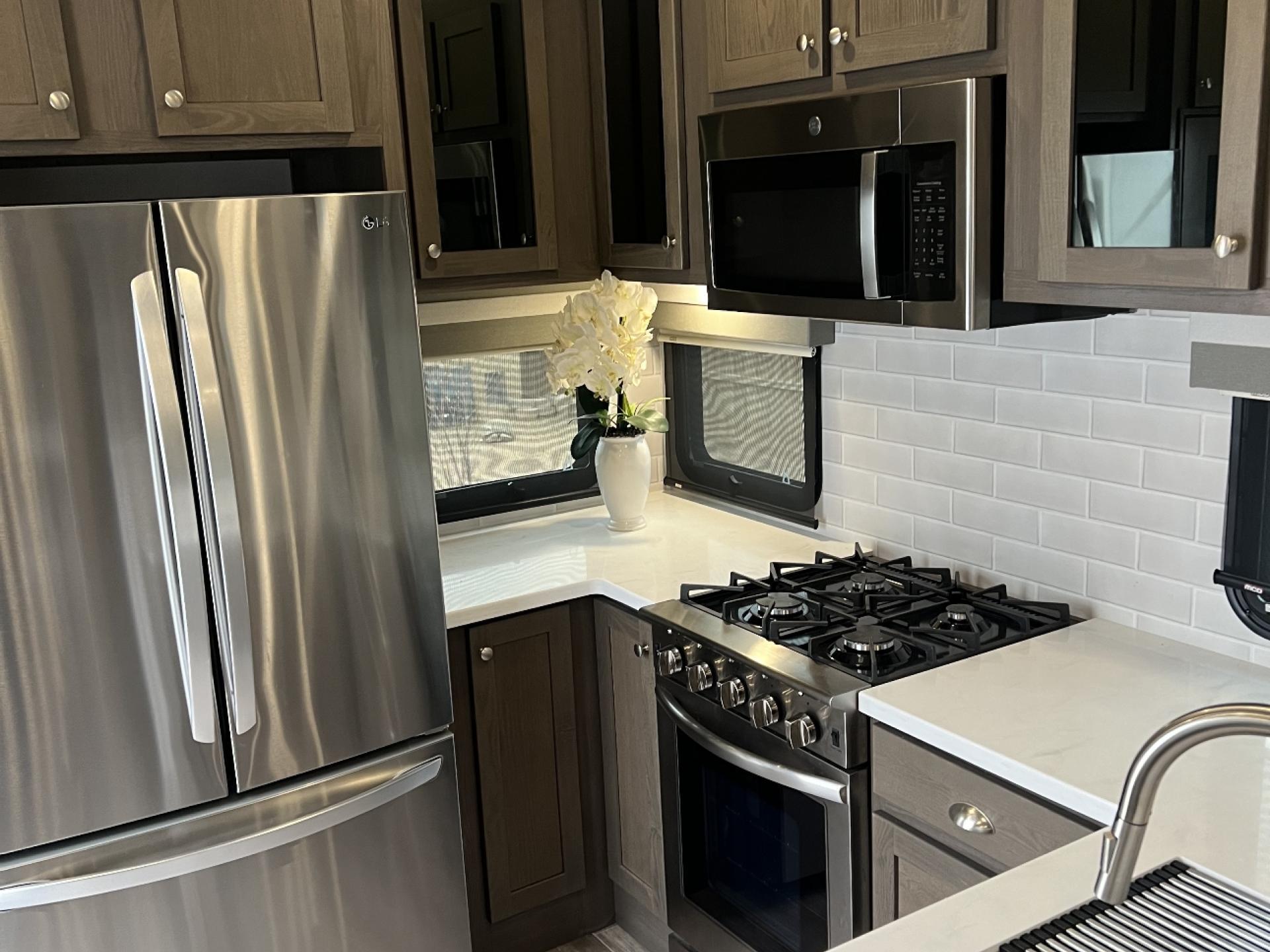 2022 FOREST RIVER COLUMBUS 384RK