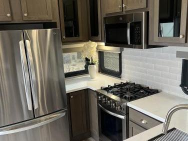 2022 FOREST RIVER COLUMBUS 384RK