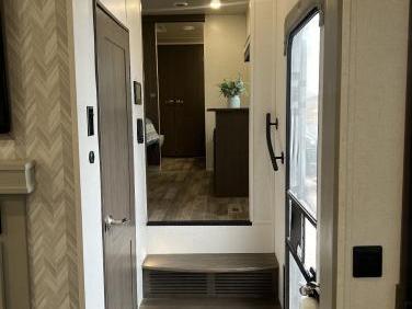 2022 FOREST RIVER COLUMBUS 384RK