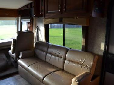 2014 FLEETWOOD STORM 32H