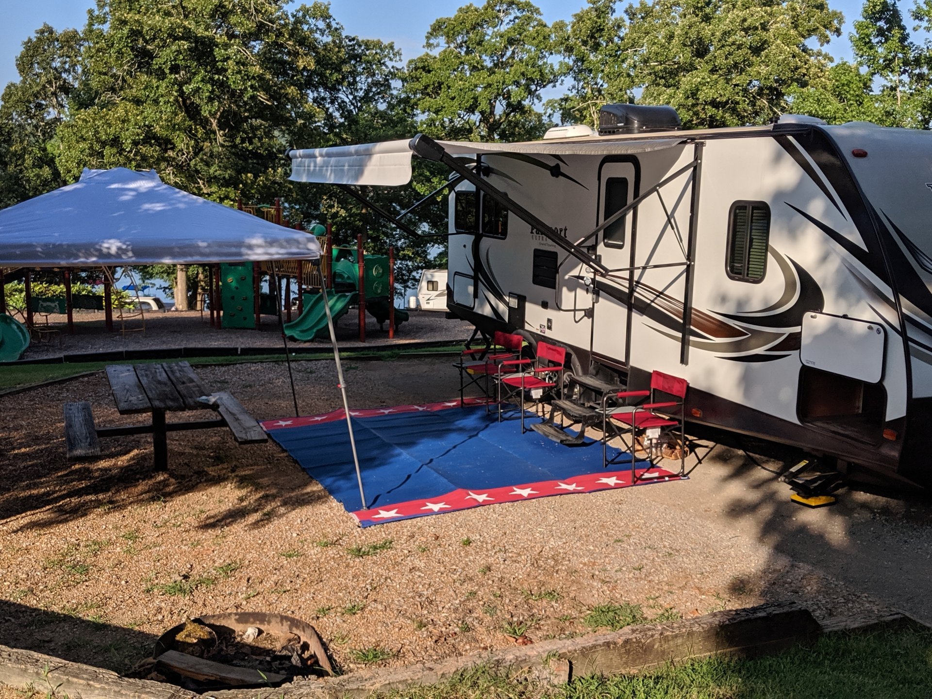 2018 KEYSTONE PASSPORT 2520RL
