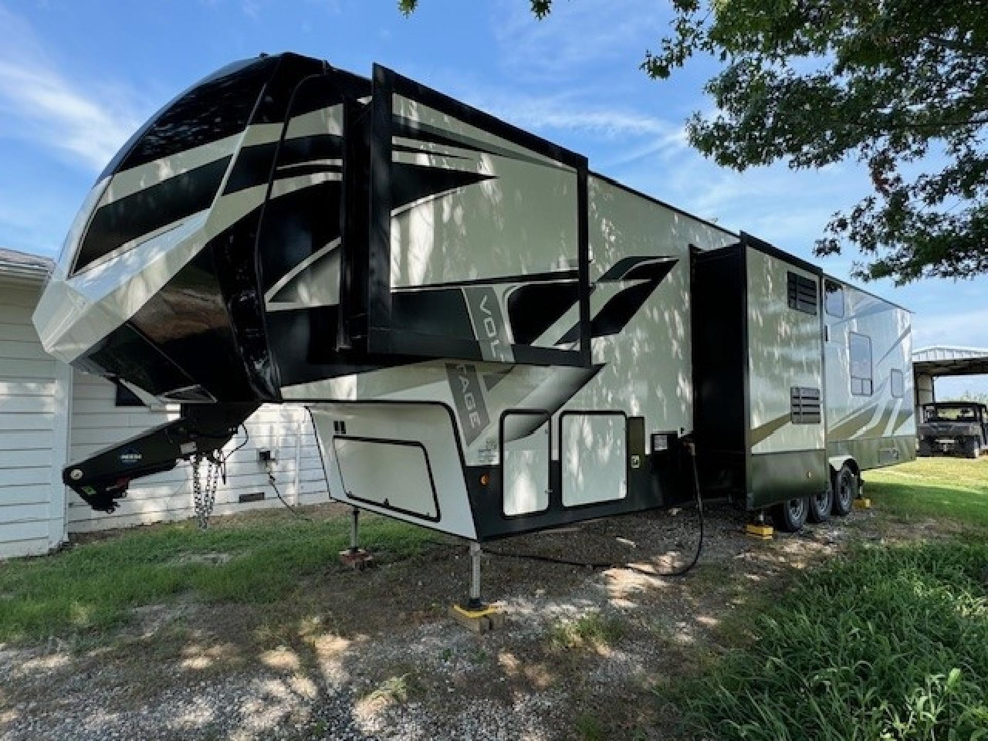 2020 DUTCHMEN TRITON 3951