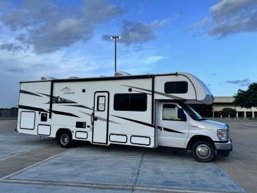 2022 EAST TO WEST ENTRADA 3100FB