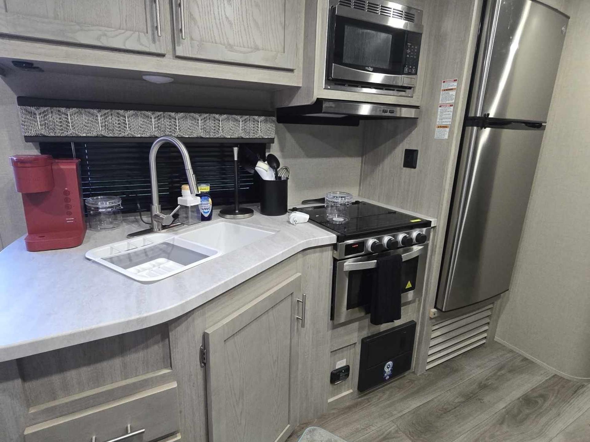 2023 COACHMEN CATALINA LEGACY 293QBCK