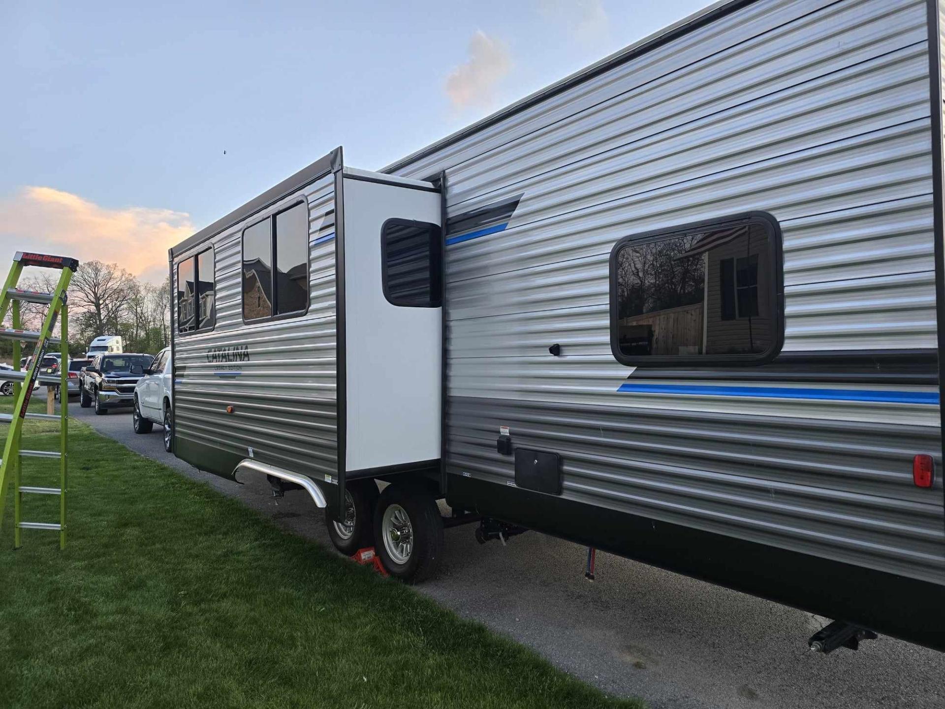 2023 COACHMEN CATALINA LEGACY 293QBCK