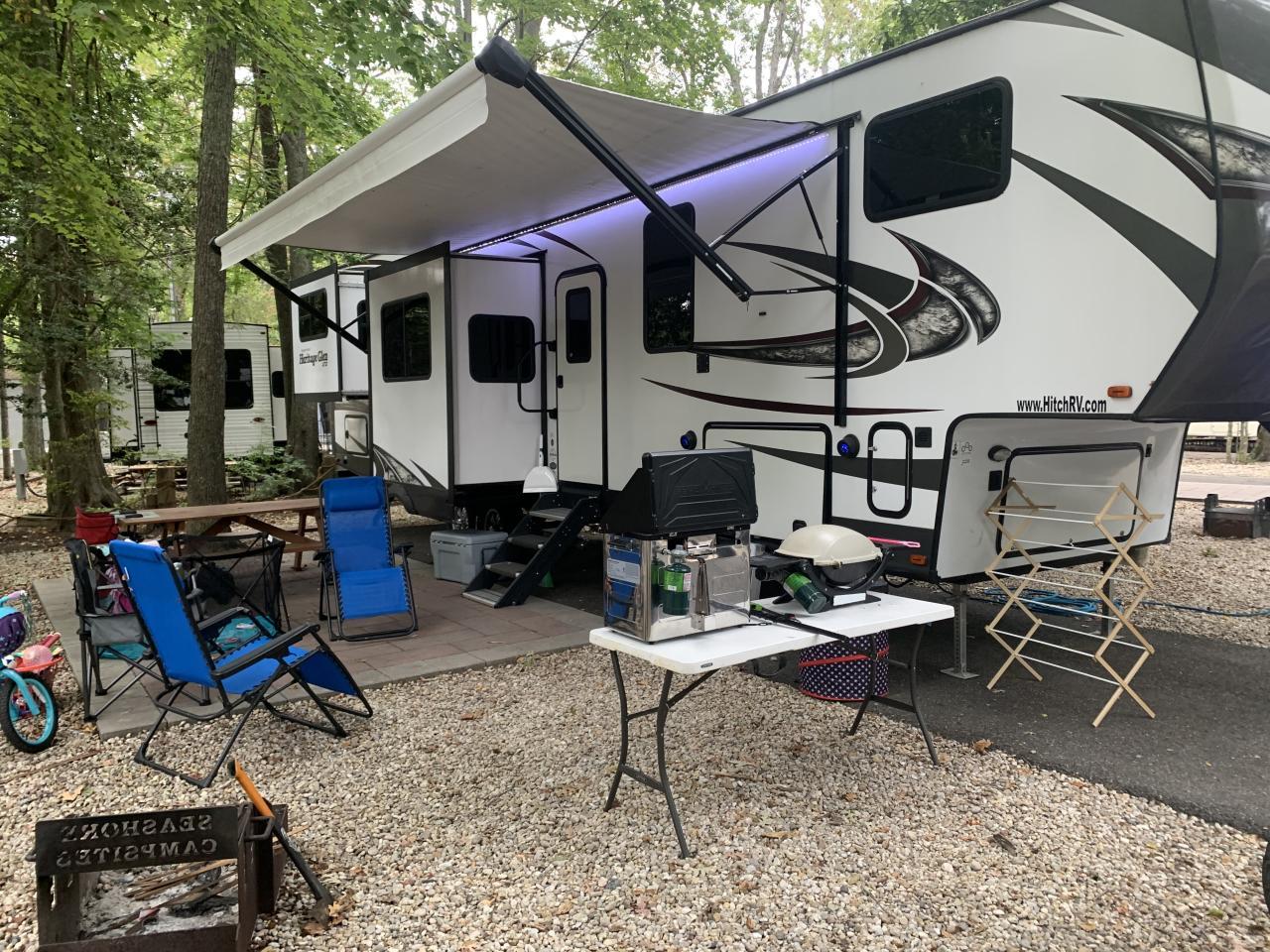 2019 FOREST RIVER HERITAGE GLEN 372ltz