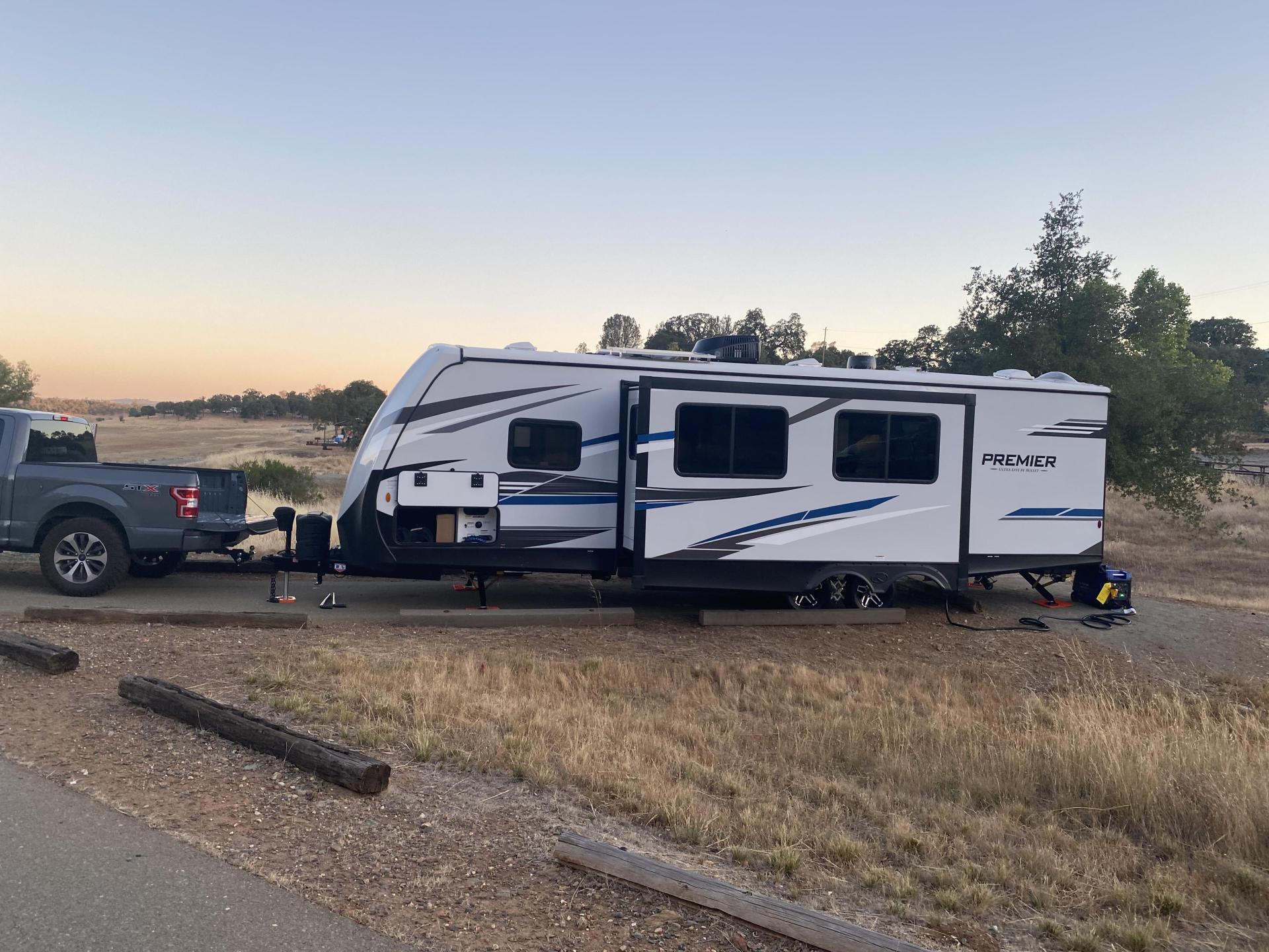 2022 KEYSTONE BULLET PREMIER 29BH