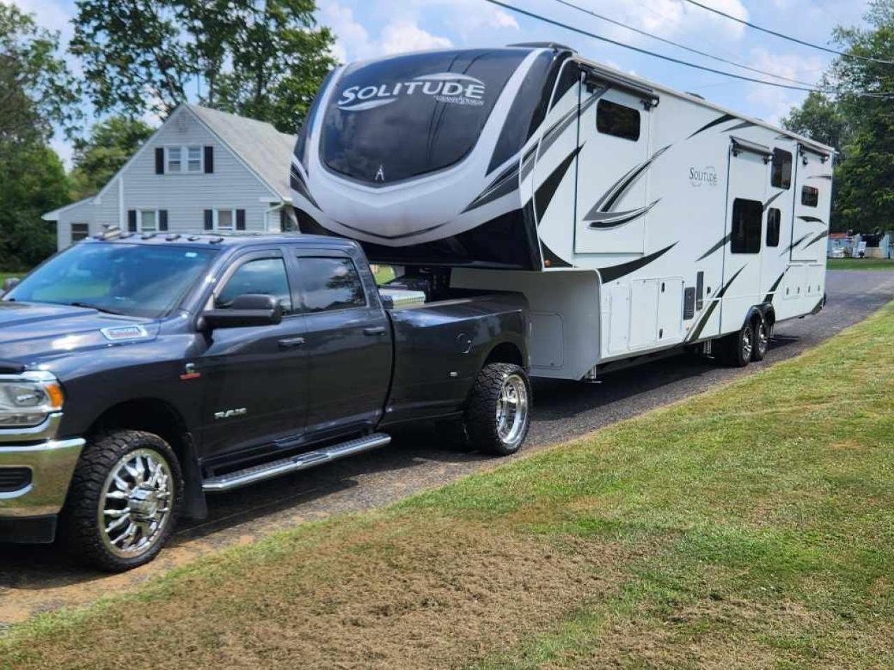 2023 GRAND DESIGN SOLITUDE 390RK-R