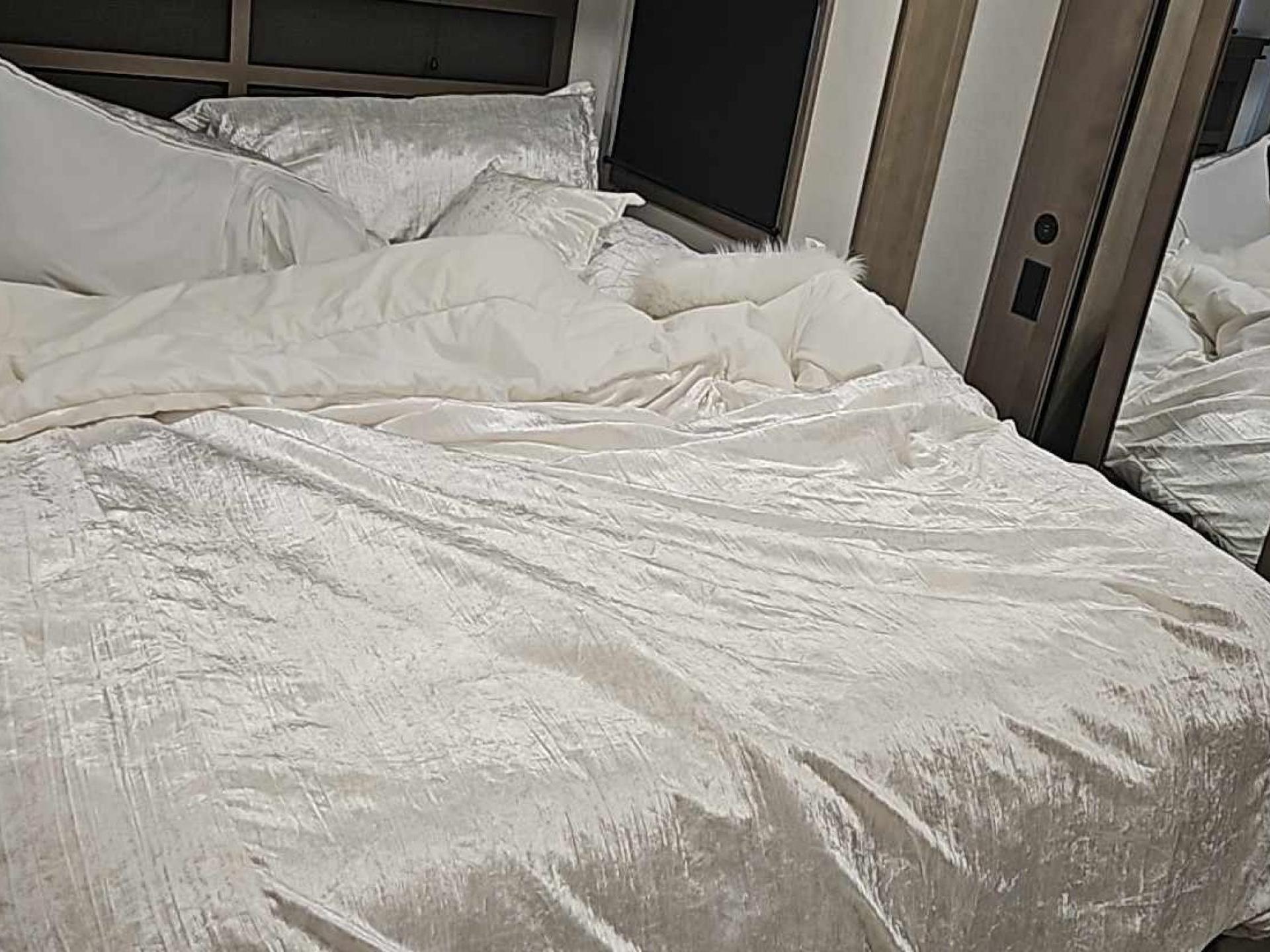 2023 GRAND DESIGN SOLITUDE 390RK-R