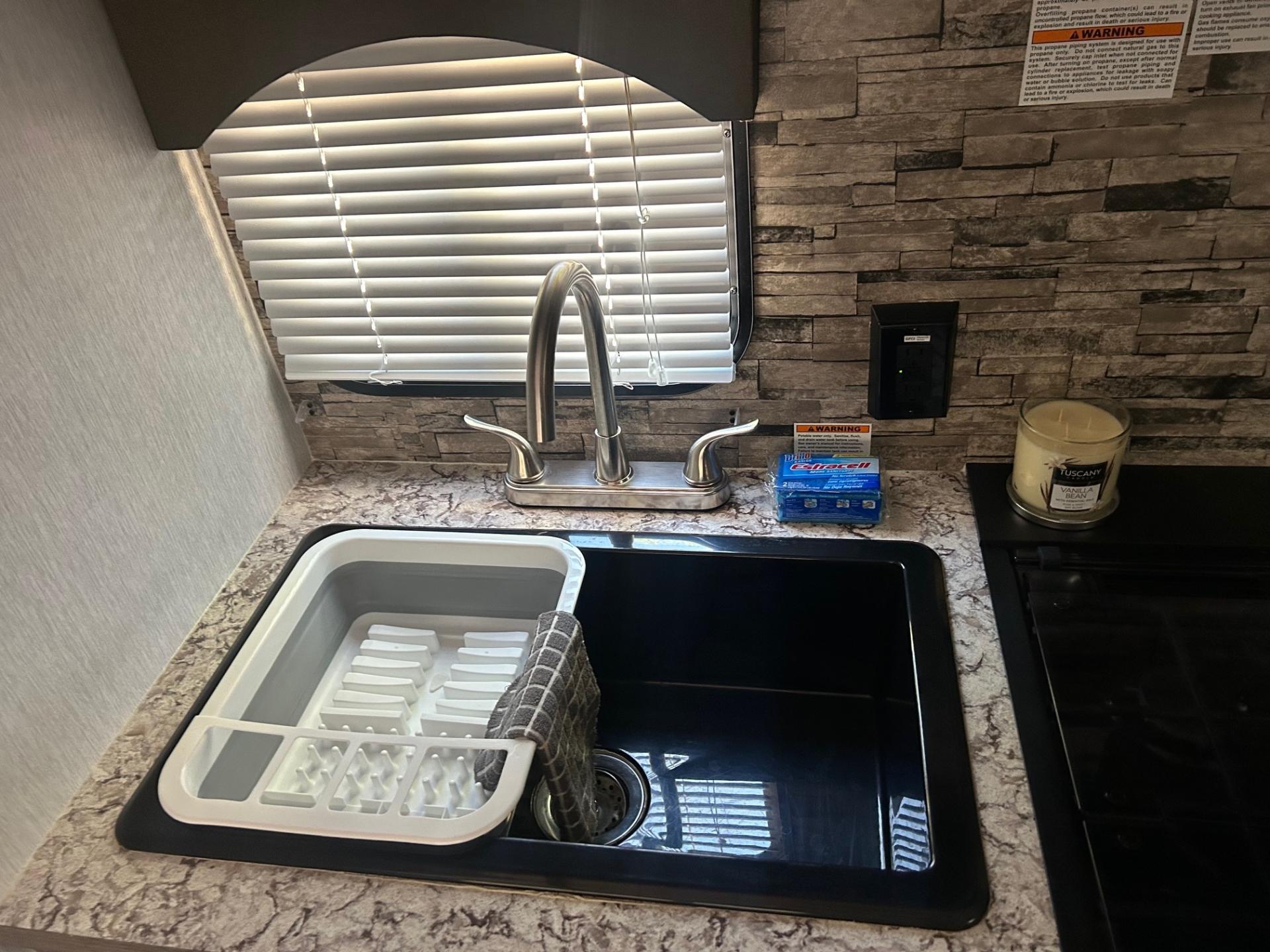 2024 SUNSET PARK RV SUN LITE SPECIAL EDITION 18 RD