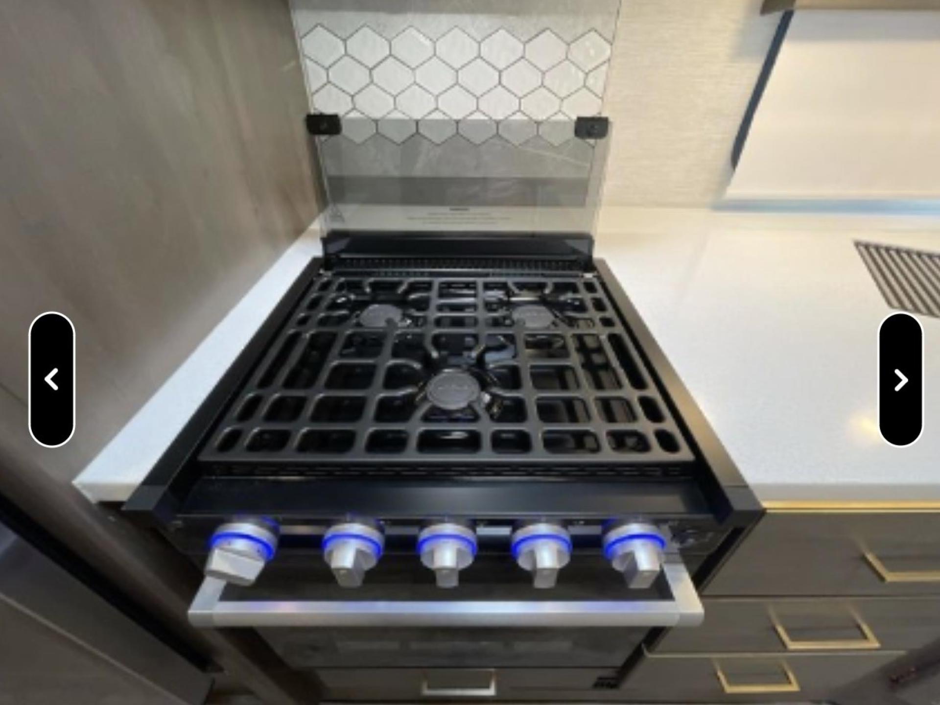 2024 THOR MOTOR COACH RESONATE 29D