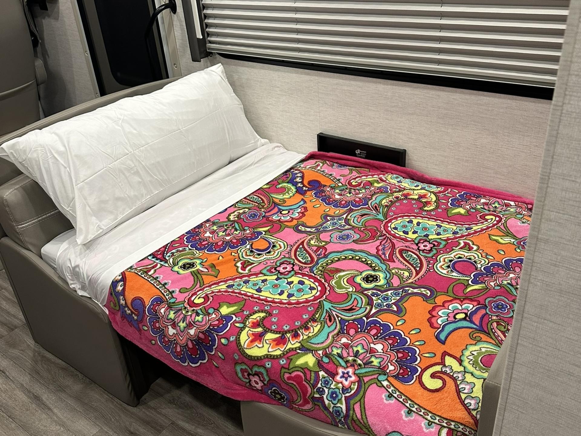 2024 THOR MOTOR COACH RESONATE 29D