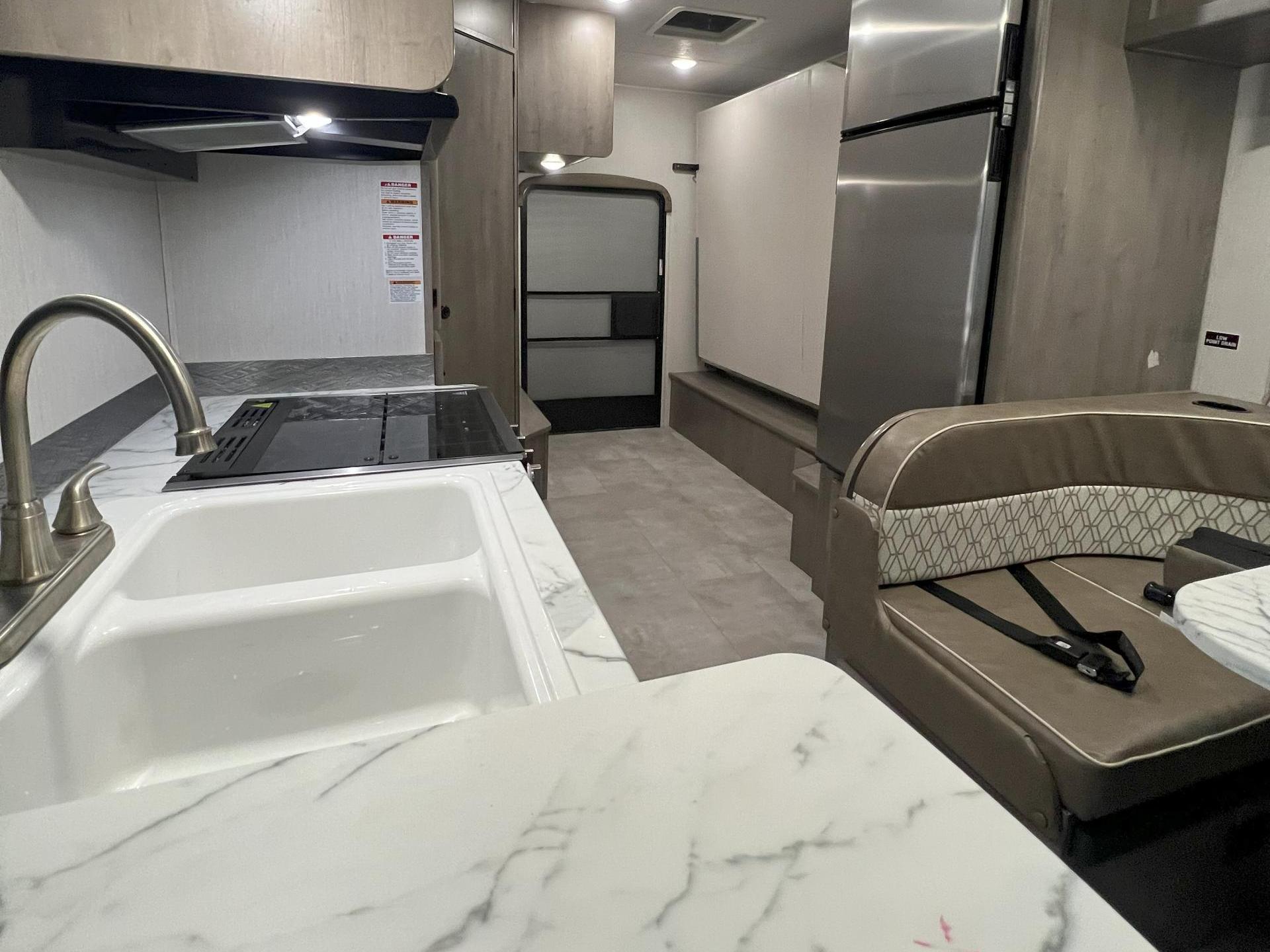 2020 COACHMEN FREELANDER 22XGC