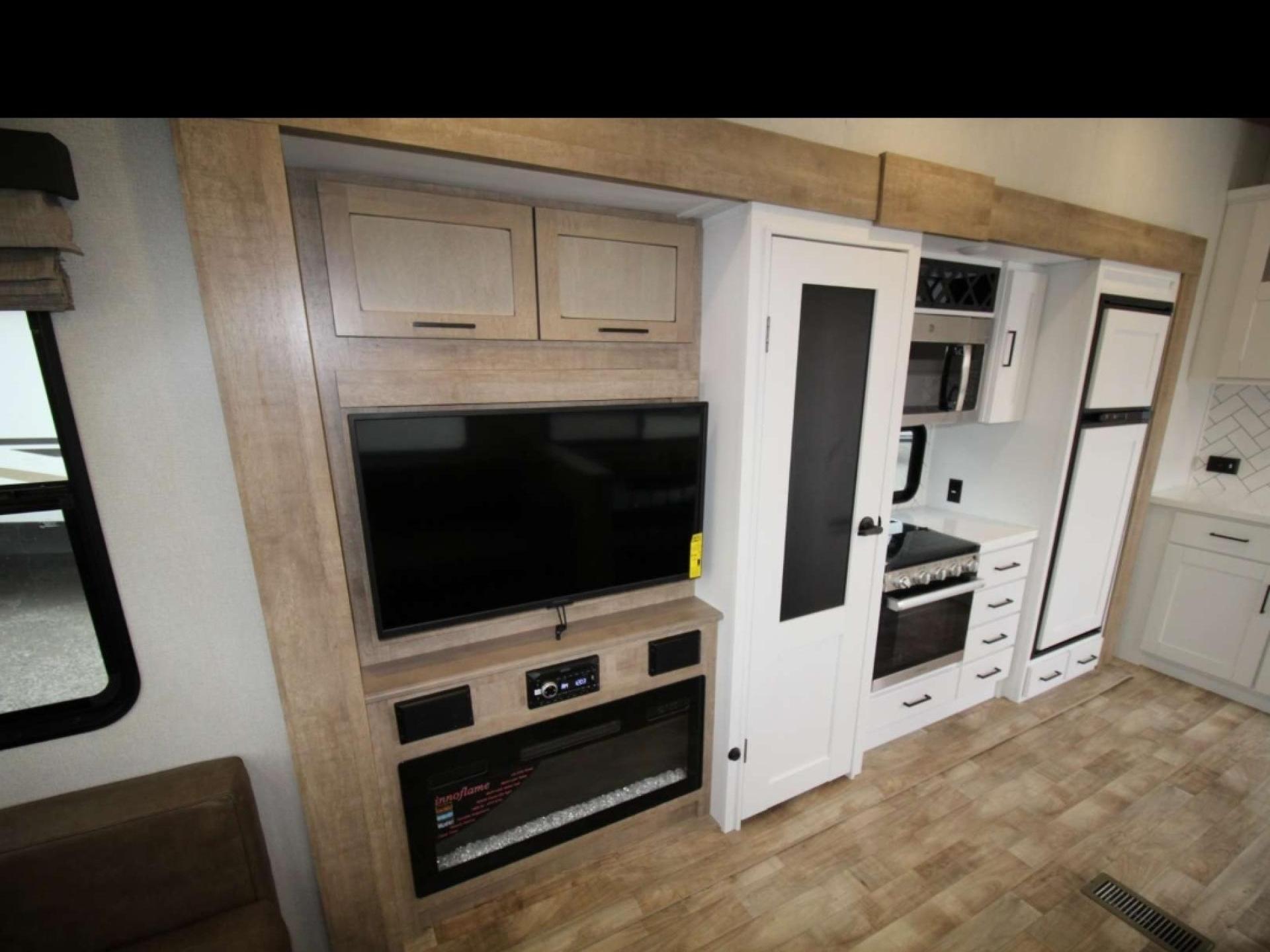 2022 KEYSTONE ARCADIA 3250RL