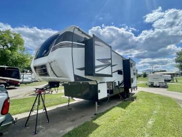 2022 FOREST RIVER XLR NITRO 28DK5