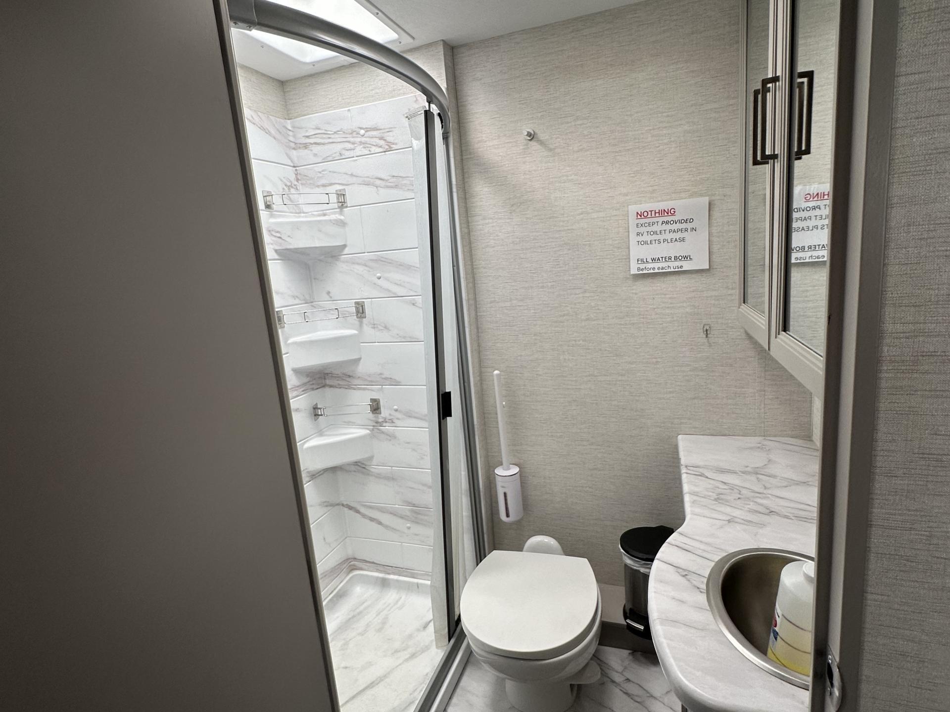 2024 THOR MOTOR COACH COLEMAN 28CM