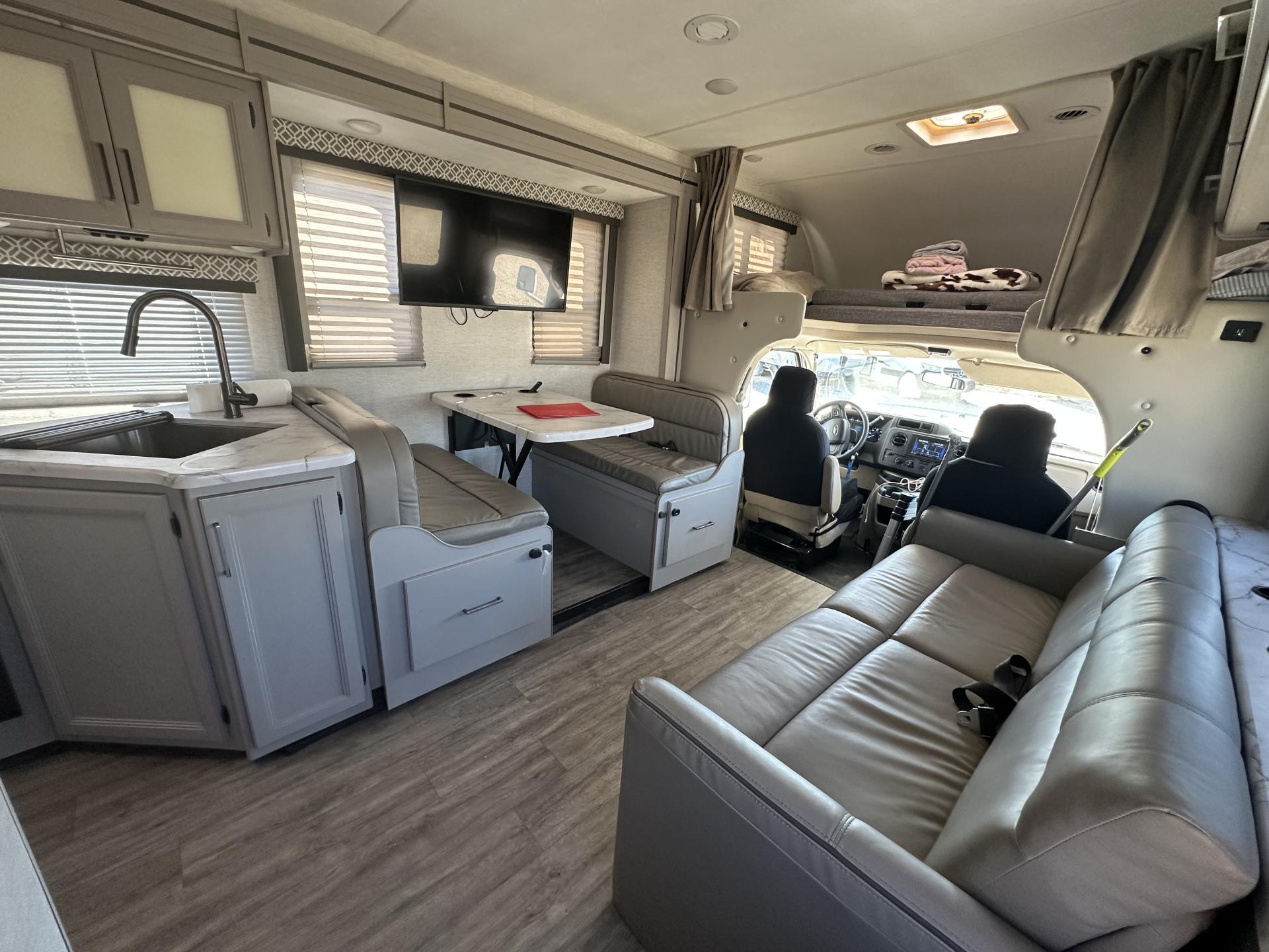 2024 THOR MOTOR COACH COLEMAN 28CM